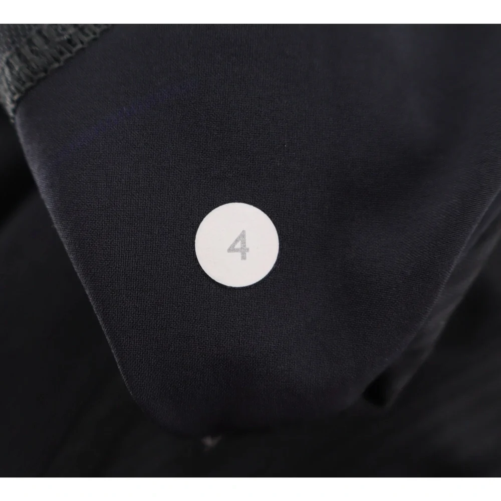 lululemon athletica excellent preowned
